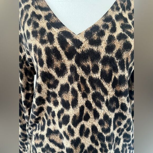 Michael Kors Leopard V-Neck Tunic Sweater M Brown Lightweight Layering Animal - Picture 9 of 10